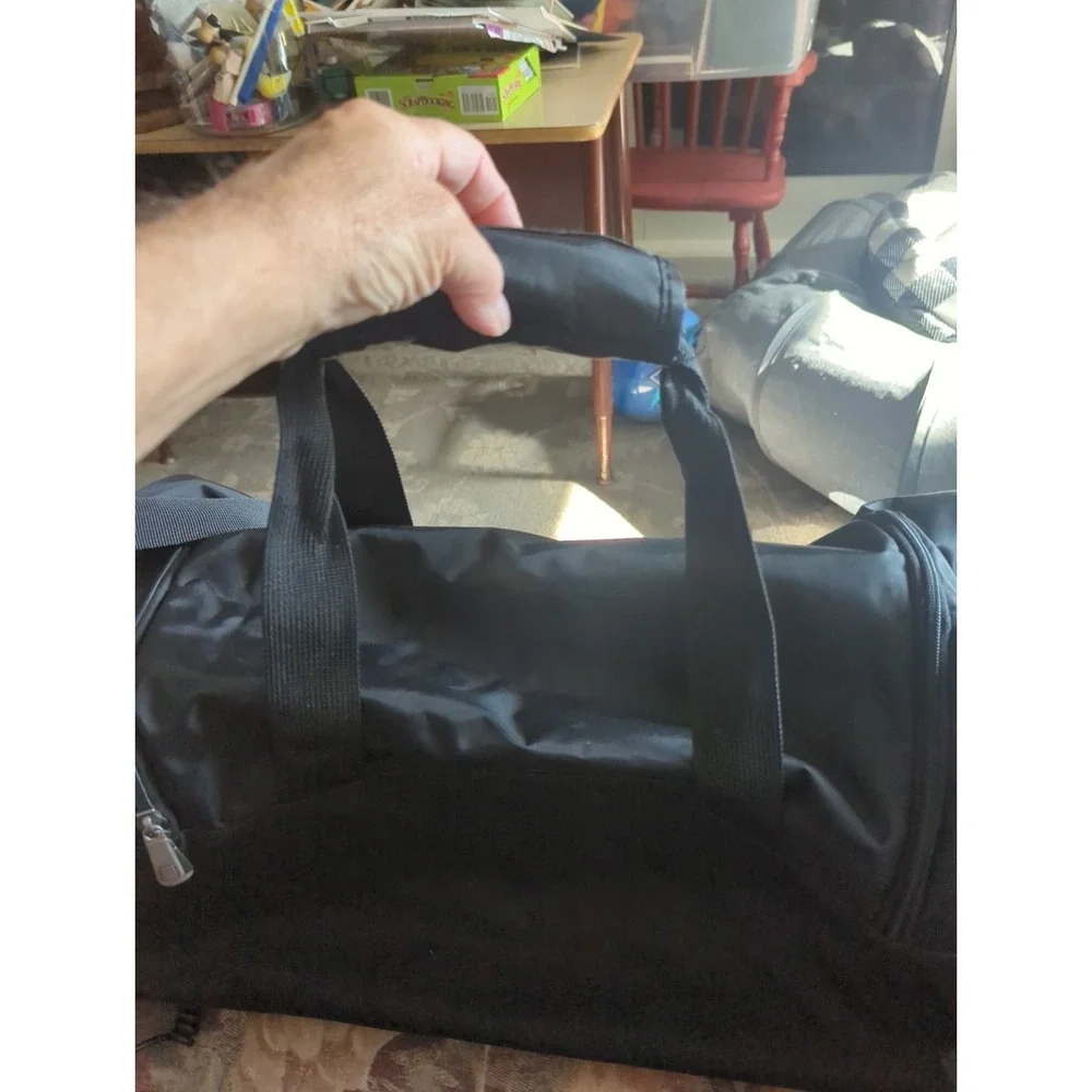 Nike Elite Duffel Bag Black Mesh Pocket BA0037-001 Vintage 2008 Sport Gym 20